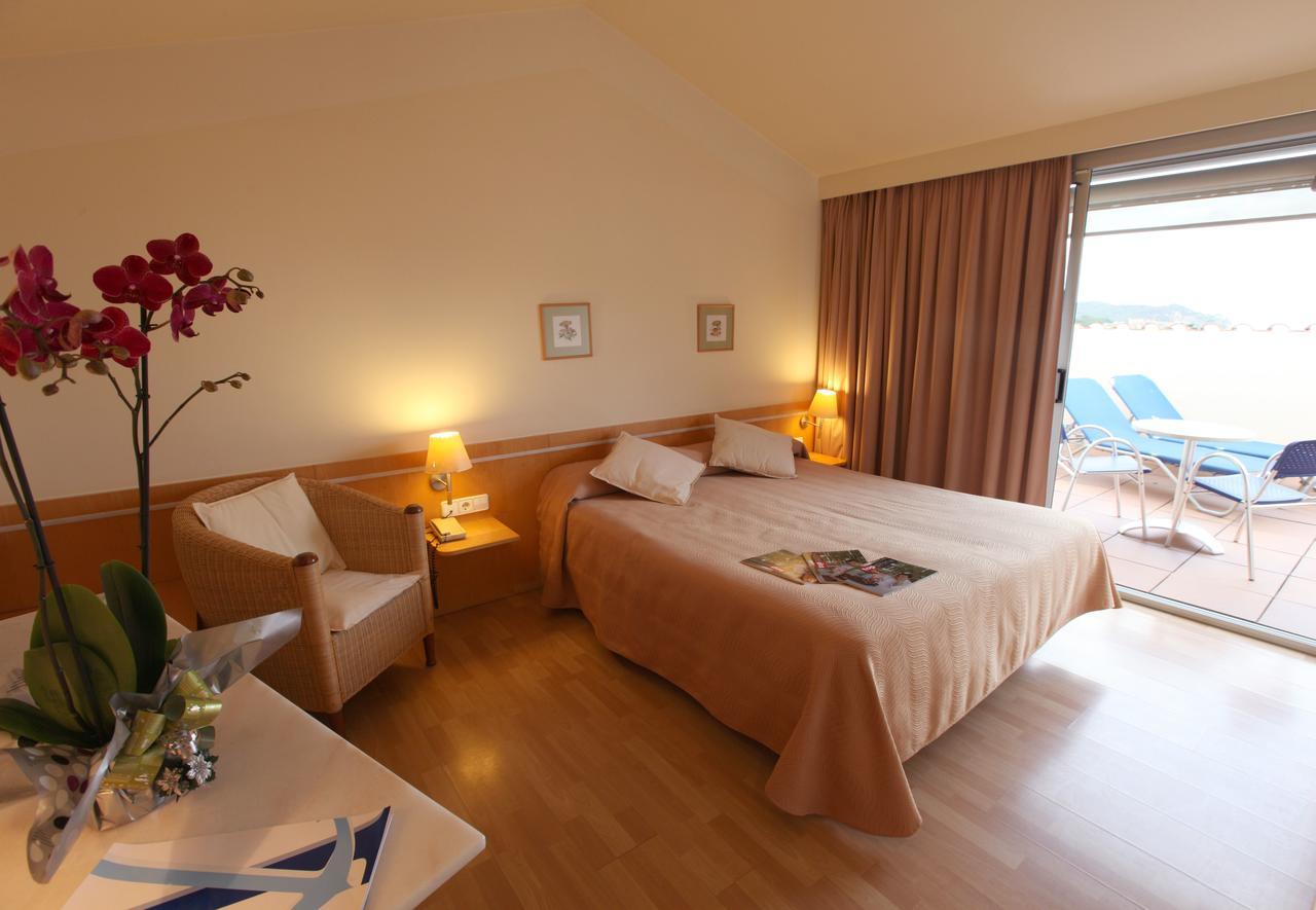 Hotel Ancora Palamós Dış mekan fotoğraf